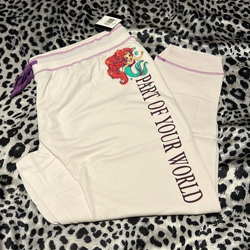 Disney Areal drawstring pants